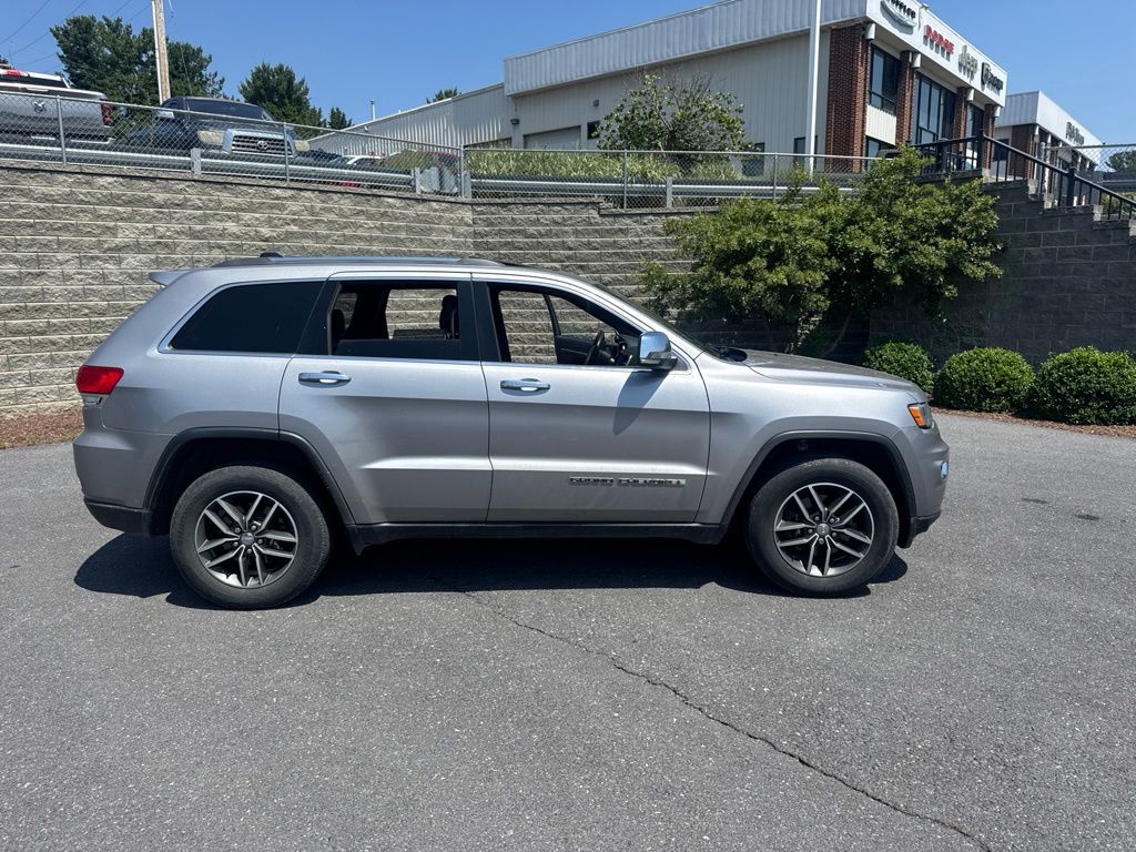 jeep grand cherokee 2018 1C4RJFBG5JC432973 image jeep grand cherokee 2018 1C4RJFBG5JC432973 image